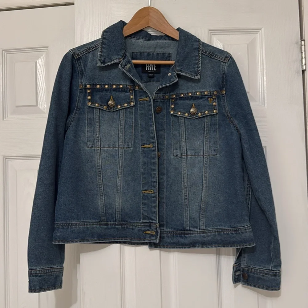 NWOT Women's Studded Cotton Cargo Denim Jacket Size XS - Picture 5 of 7